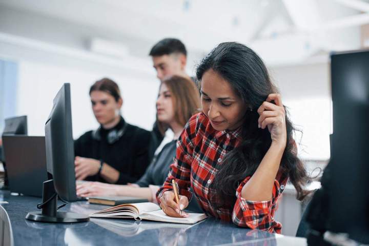 Office Administration Training Montreal